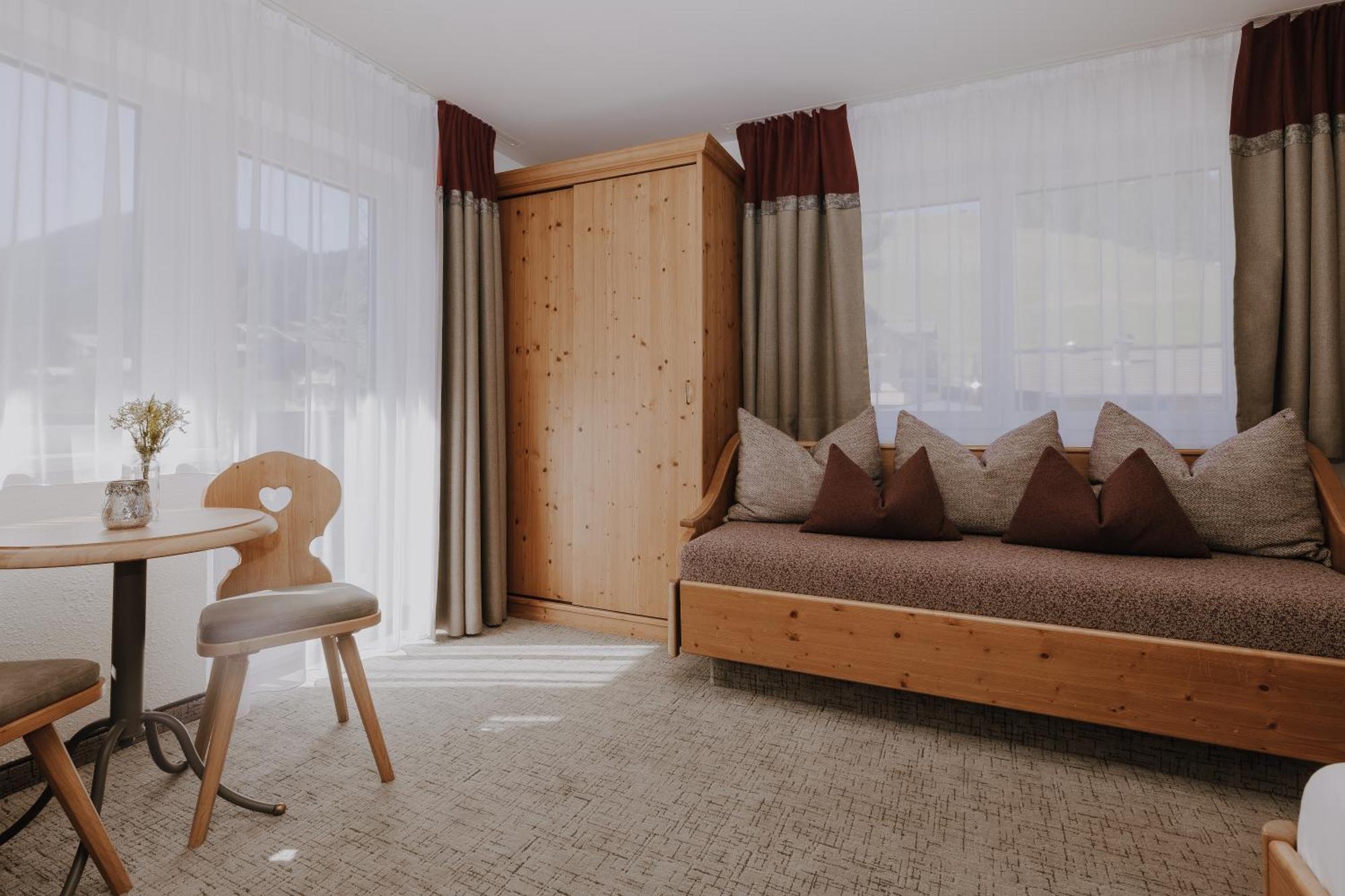 B&B Hotel Die Bergquelle Flachau Rum bild